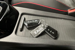 harmaa Volkswagen ID.4 2023 kuva 29.
