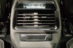 harmaa Volkswagen ID.4 2023 kuva 24.