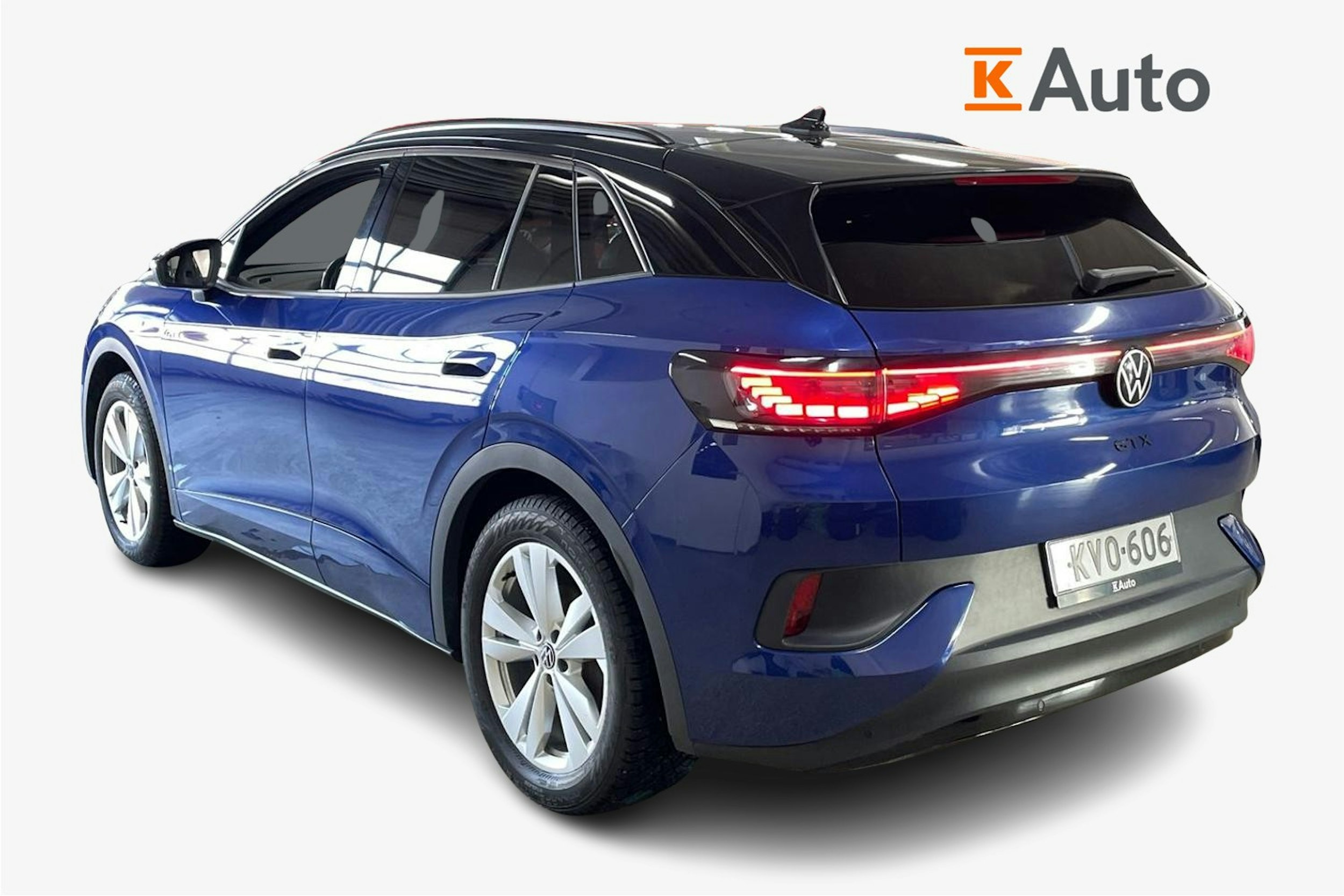 Sininen Volkswagen ID.4 2024 kuva 2.