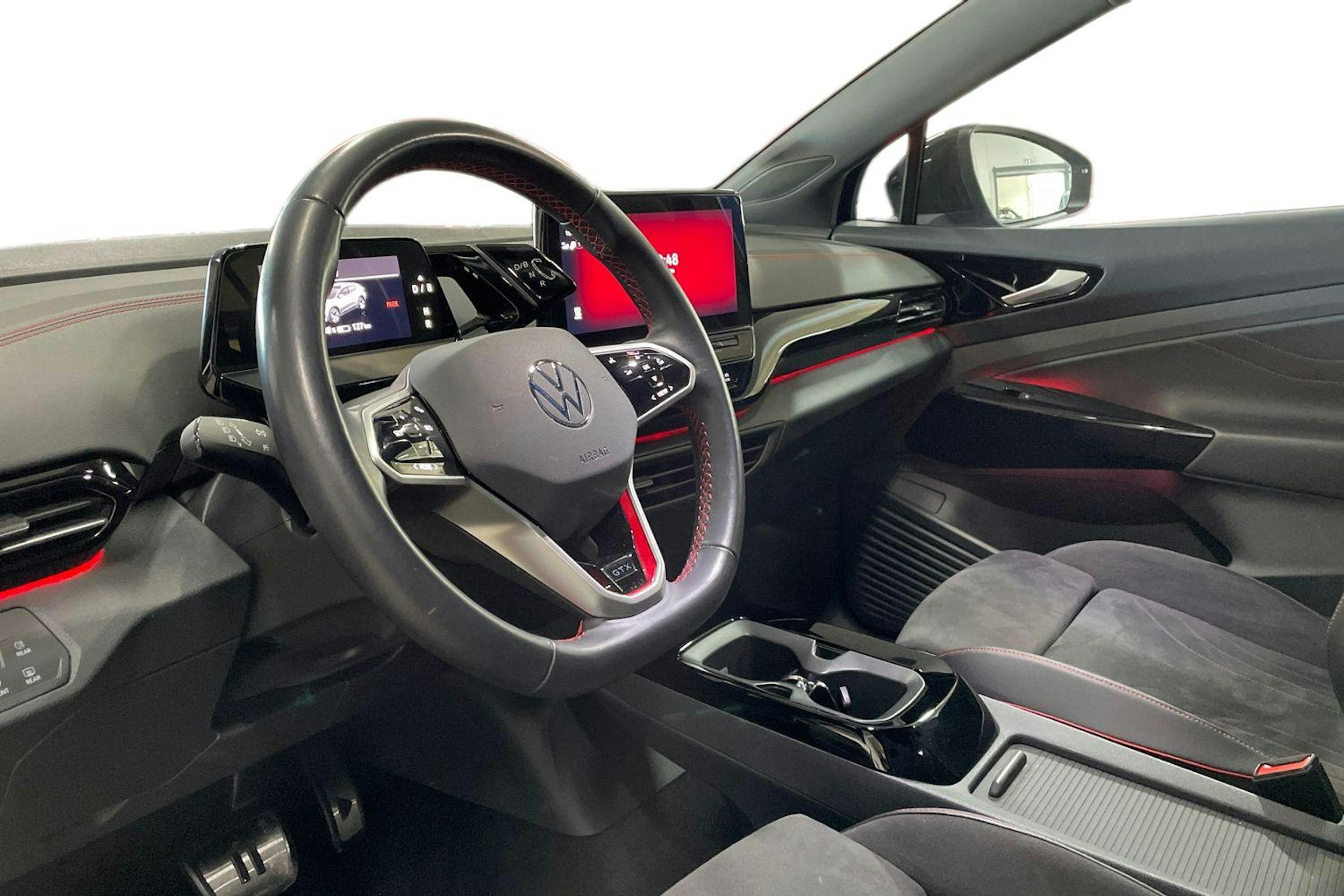 Sininen Volkswagen ID.4 2024 kuva 7.