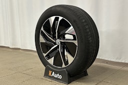 musta Volkswagen ID.4 2023 kuva 13.