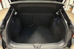 musta Volkswagen ID.4 2023 kuva 14.