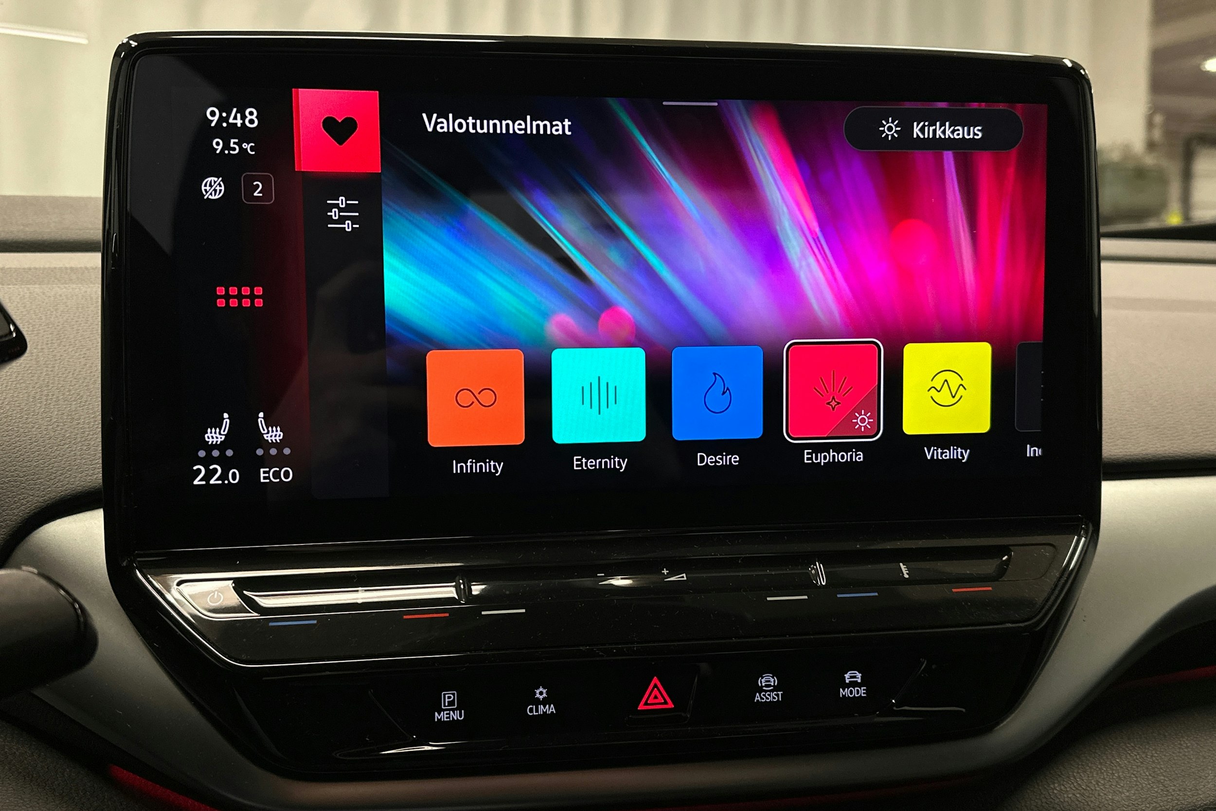 musta Volkswagen ID.4 2023 kuva 22.