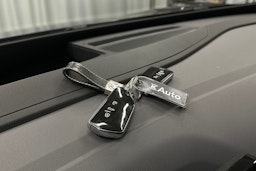 musta Volkswagen ID.4 2023 kuva 29.