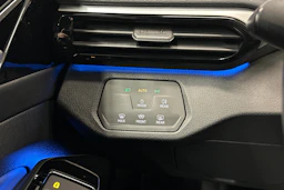 harmaa Volkswagen ID.4 2023 kuva 14.