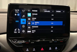 harmaa Volkswagen ID.4 2023 kuva 21.
