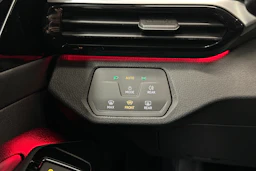 harmaa Volkswagen ID.4 2023 kuva 18.