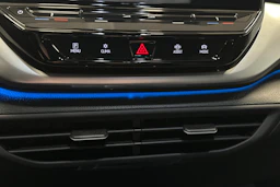 harmaa Volkswagen ID.4 2023 kuva 36.