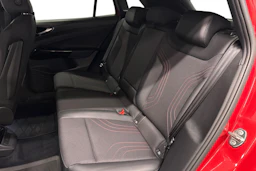punainen Volkswagen ID.4 2023 kuva 8.