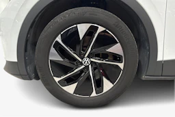 valkoinen Volkswagen ID.4 2023 kuva 9.