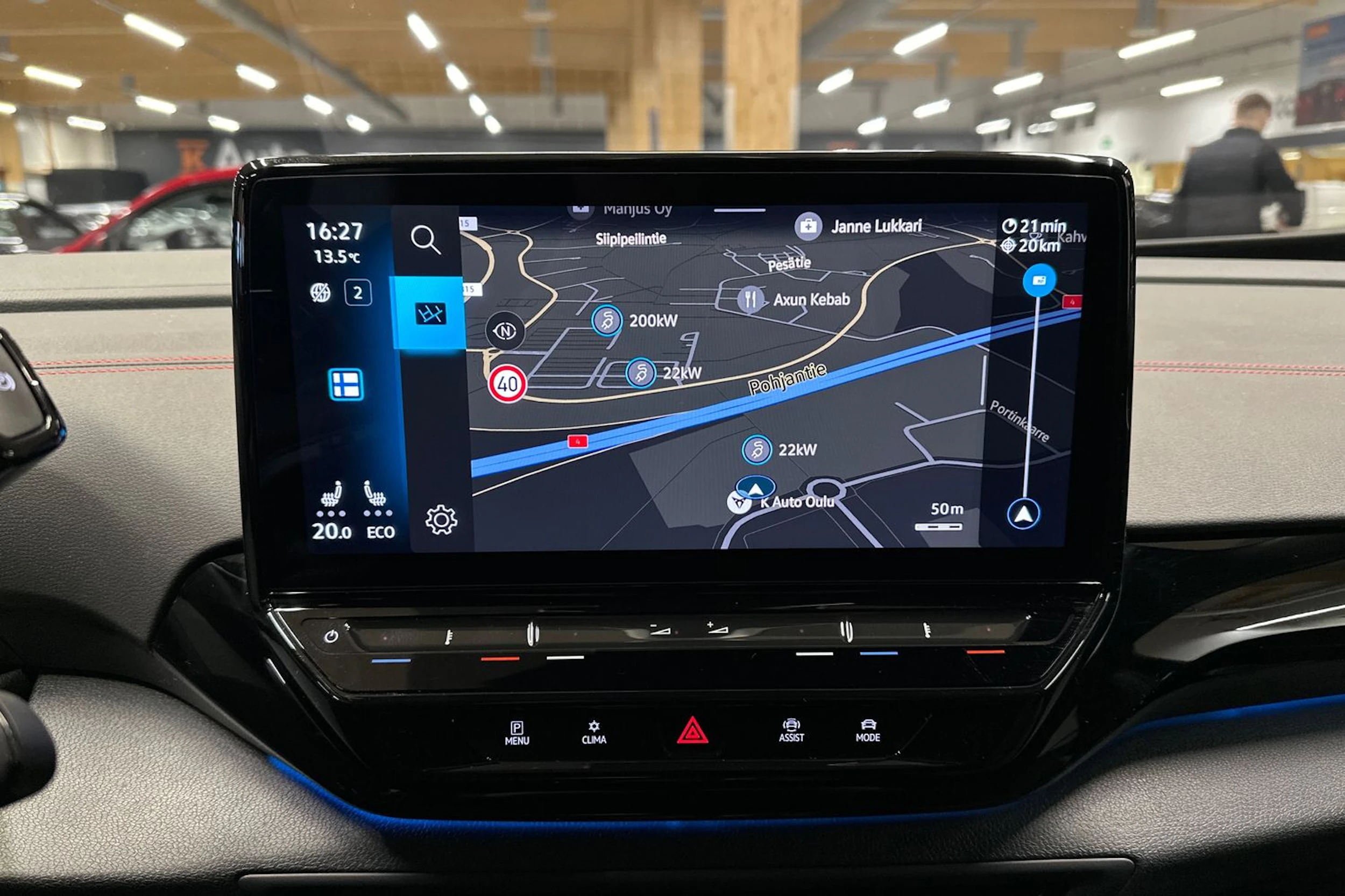 musta Volkswagen ID.4 2023 kuva 14.