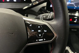 musta Volkswagen ID.4 2023 kuva 21.