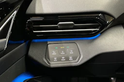 musta Volkswagen ID.4 2023 kuva 22.