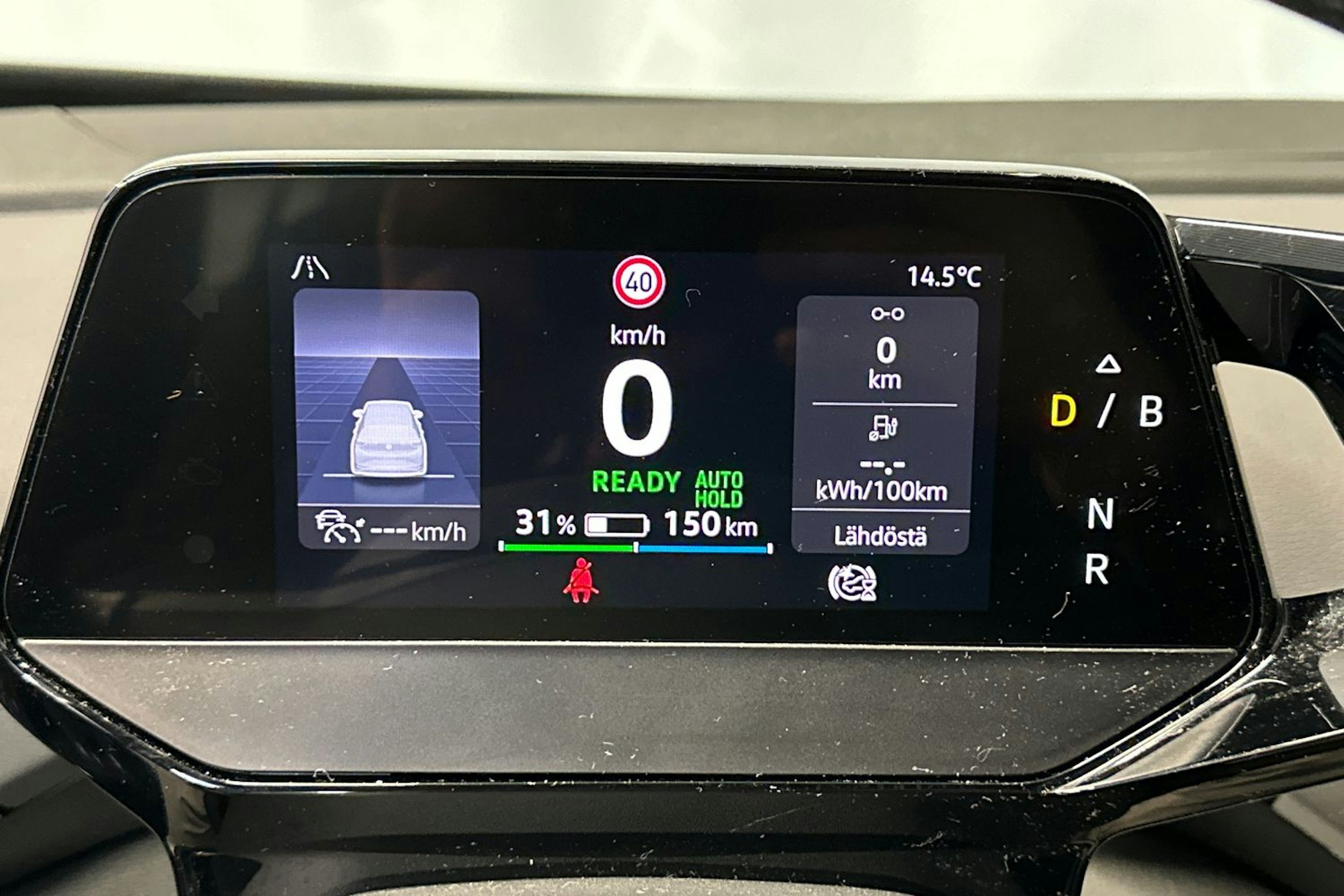 sininen Volkswagen ID.4 2023 kuva 16.