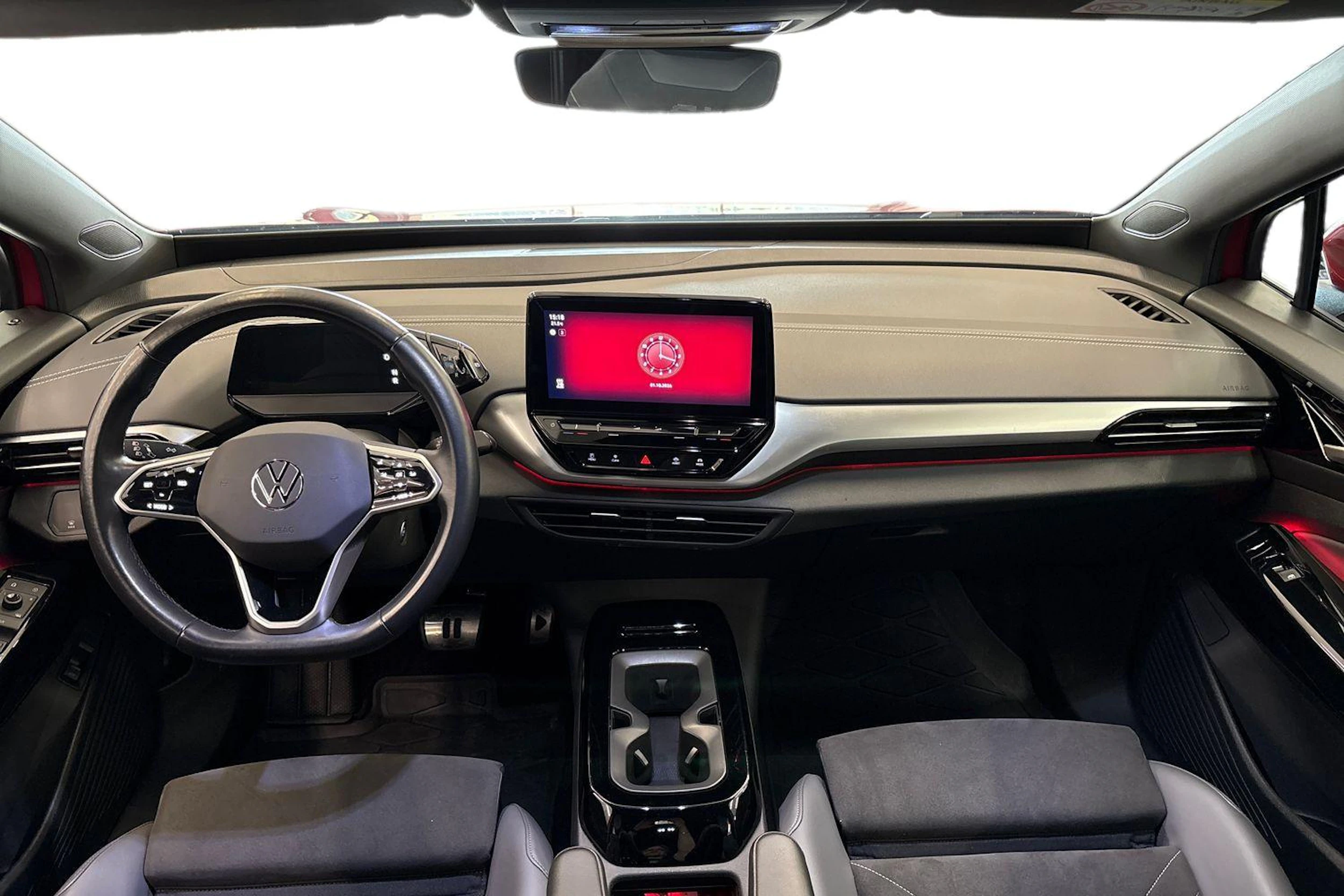 punainen Volkswagen ID.4 2023 kuva 7.