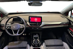 punainen Volkswagen ID.4 2023 kuva 7.