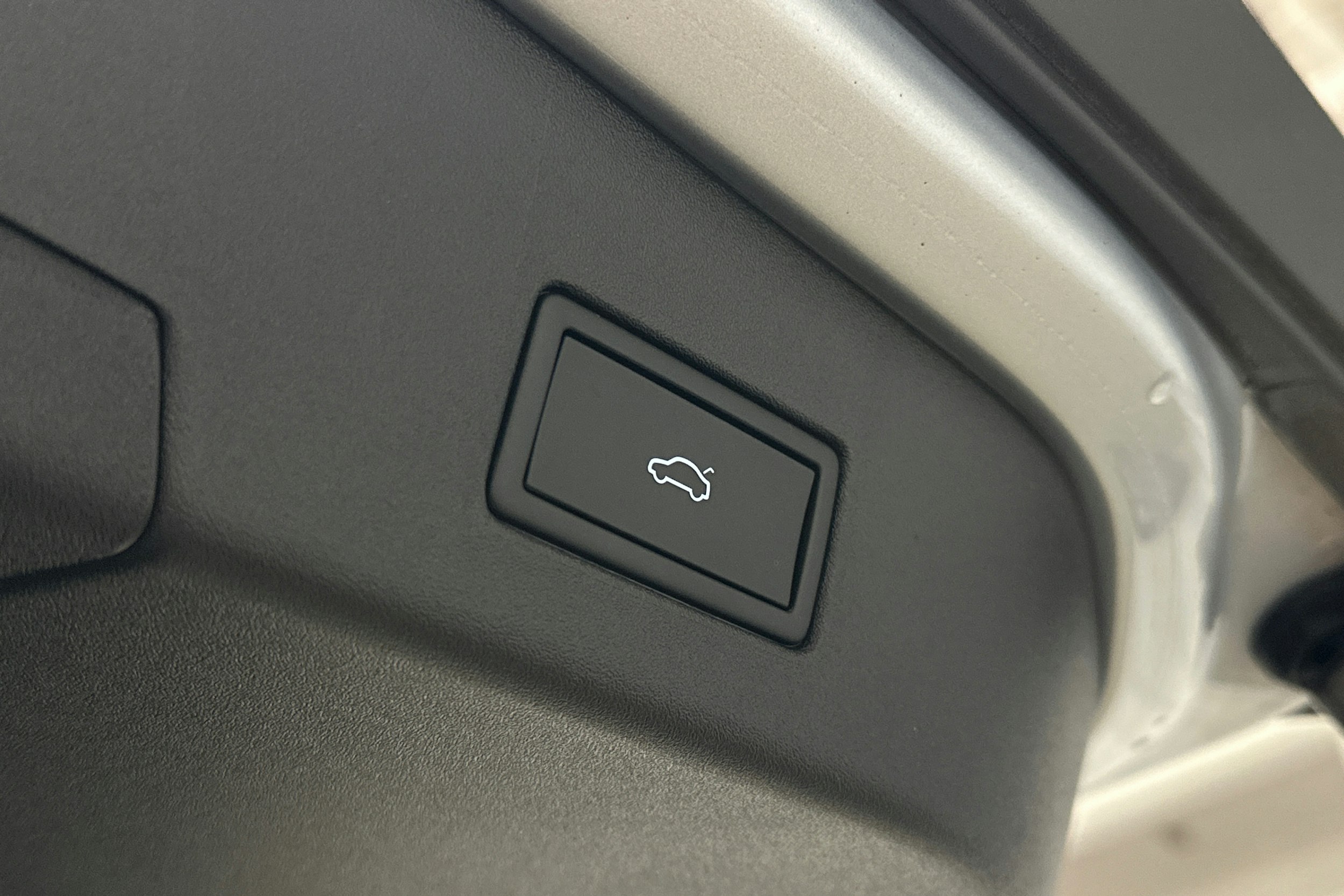 harmaa Volkswagen ID.4 2023 kuva 15.