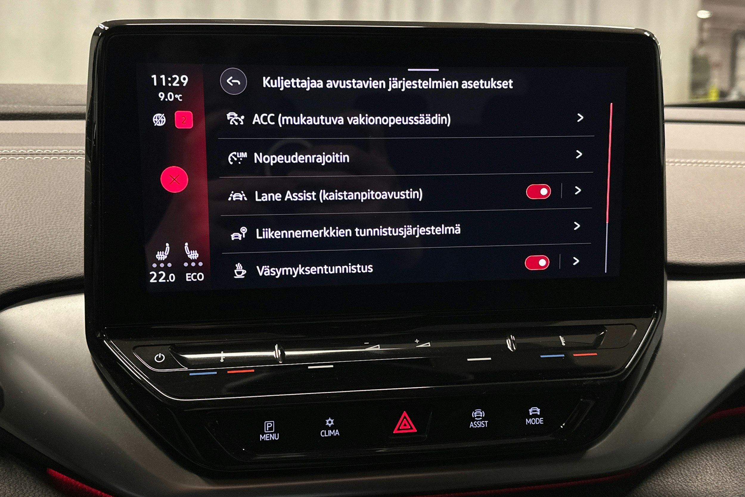 harmaa Volkswagen ID.4 2023 kuva 27.