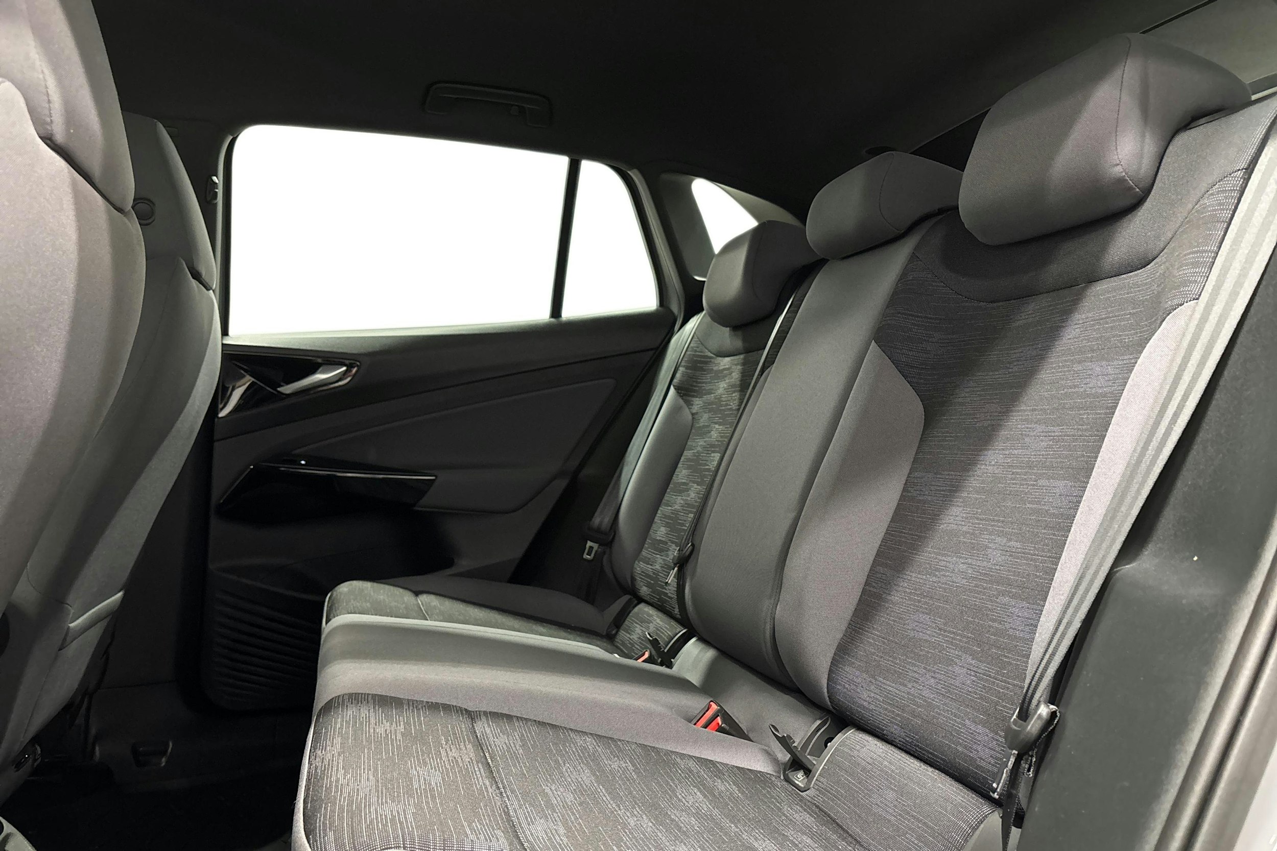 harmaa Volkswagen ID.4 2023 kuva 10.