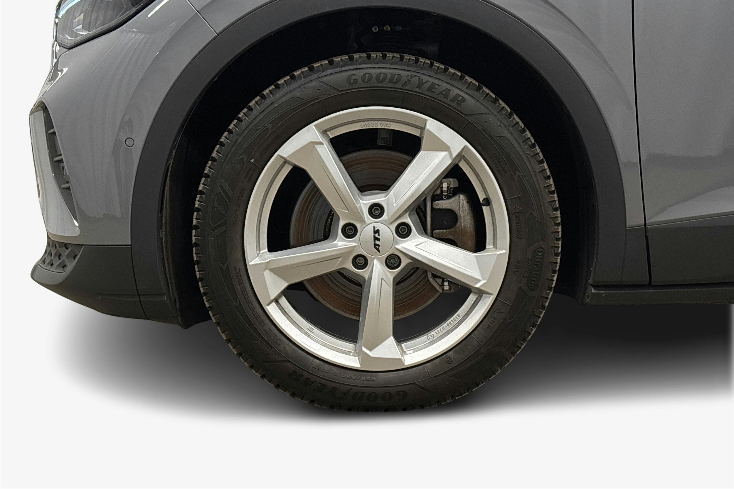 harmaa Volkswagen ID.4 2023 kuva 11.