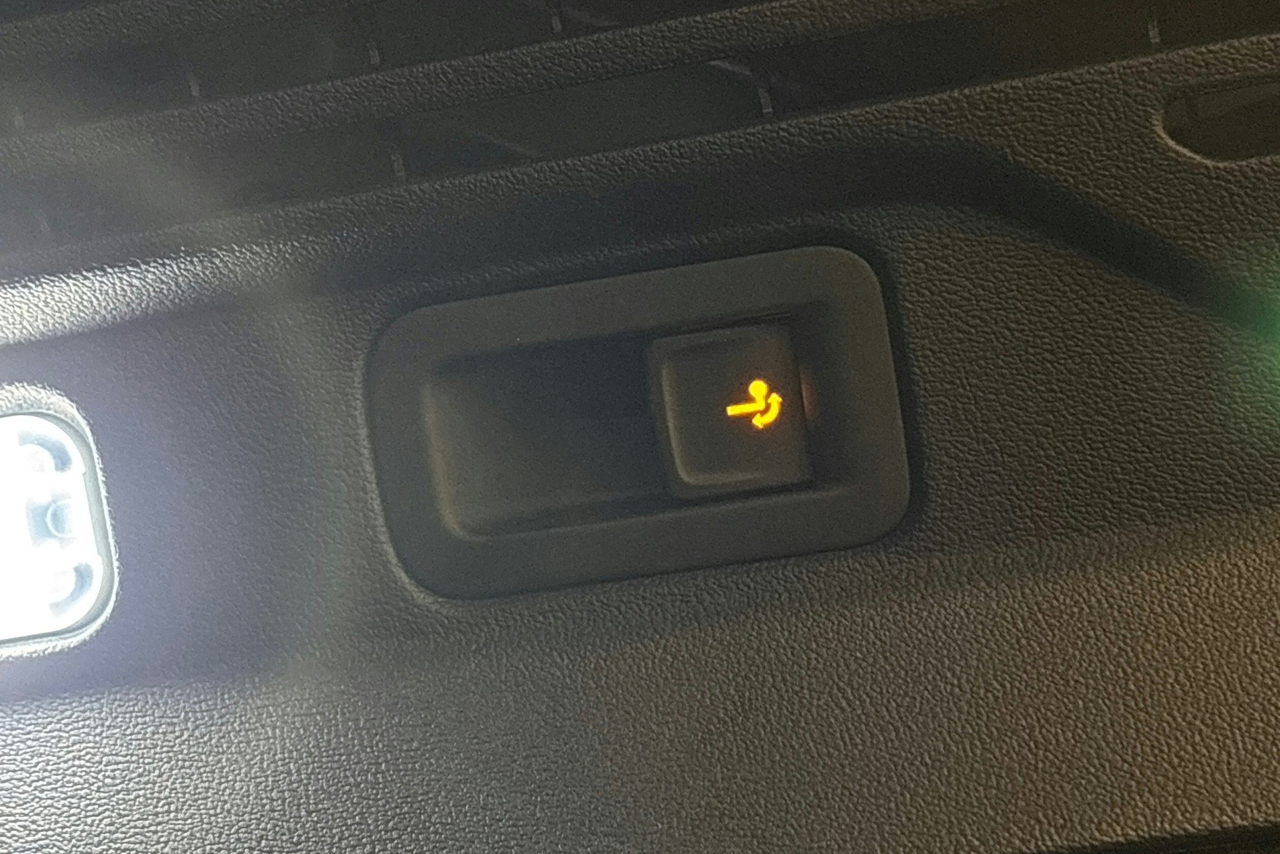 harmaa Volkswagen ID.4 2023 kuva 15.