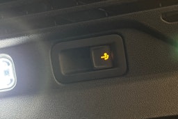 harmaa Volkswagen ID.4 2023 kuva 15.