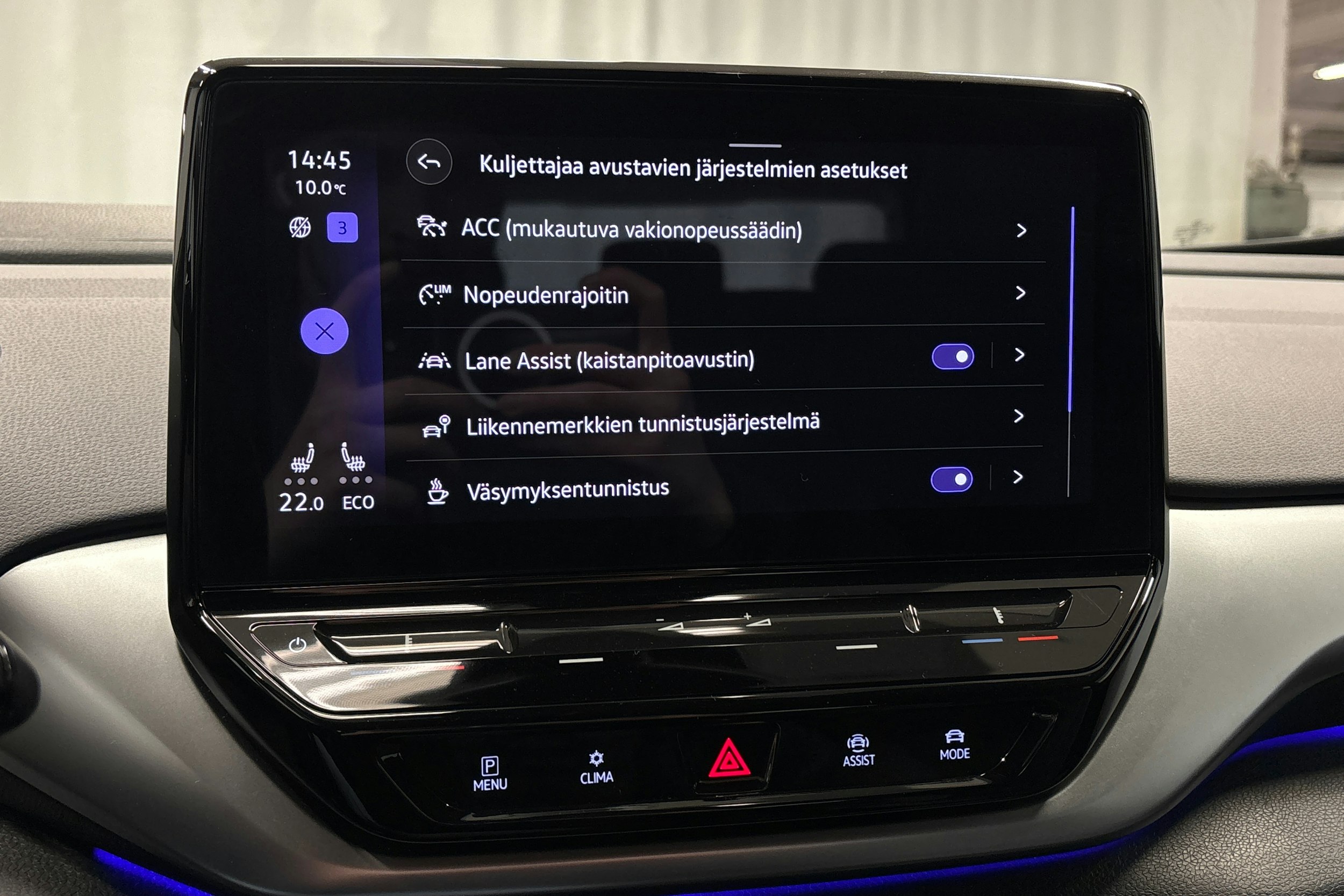 harmaa Volkswagen ID.4 2023 kuva 25.