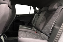 harmaa Volkswagen ID.4 2023 kuva 10.