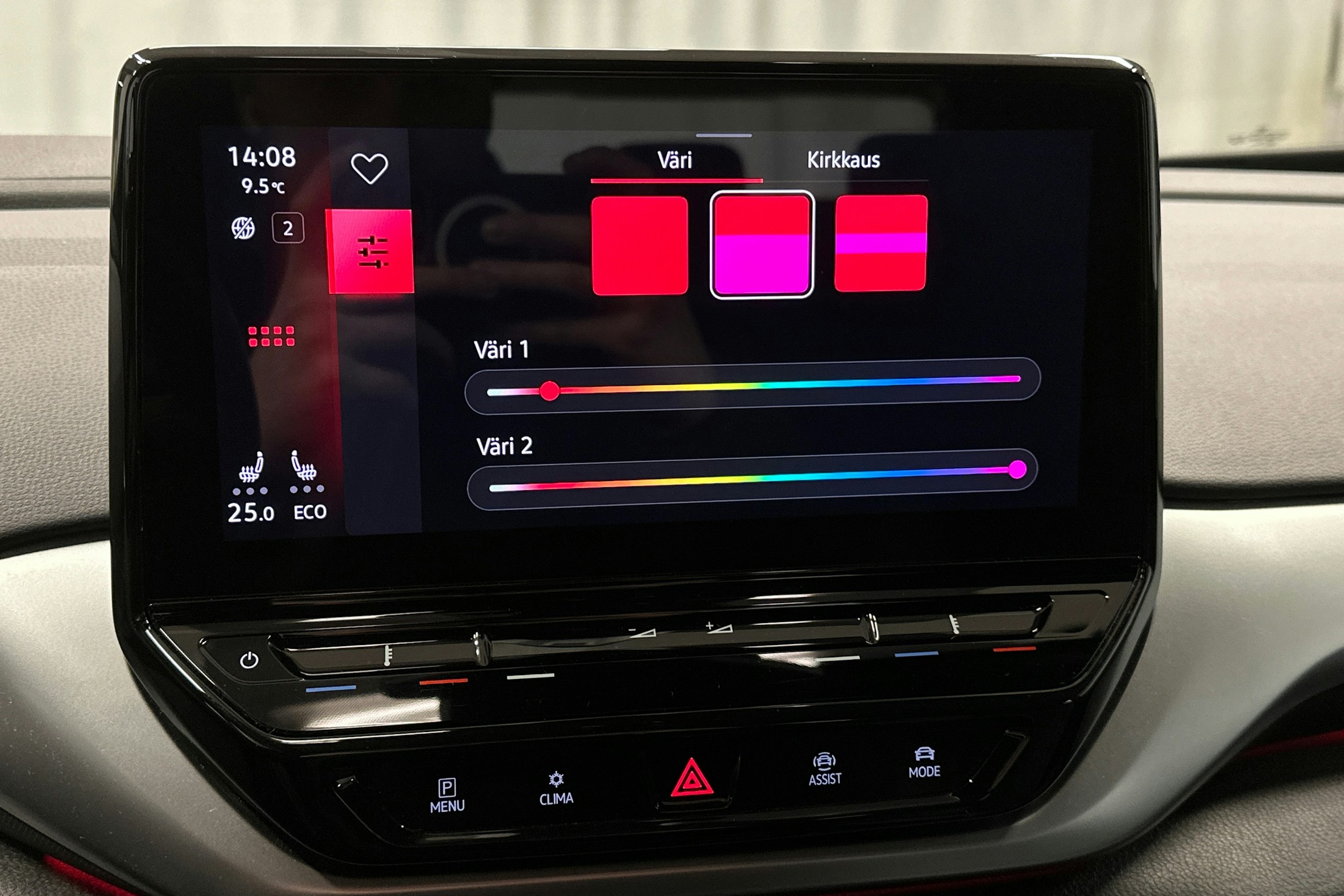 harmaa Volkswagen ID.4 2023 kuva 24.