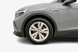 harmaa Volkswagen ID.4 2023 kuva 9.