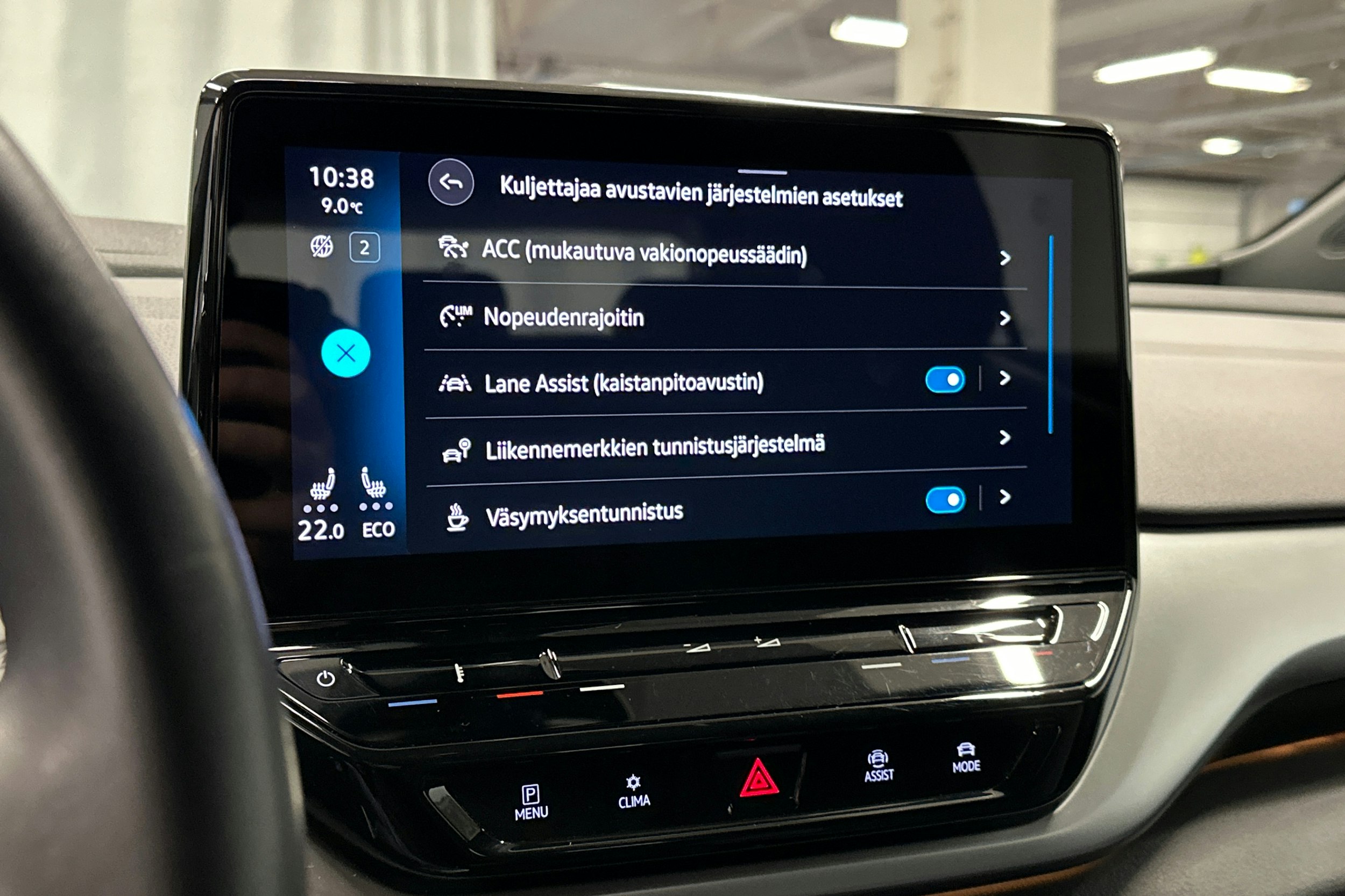 harmaa Volkswagen ID.4 2023 kuva 21.