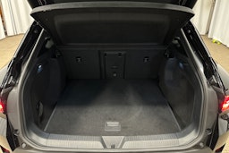musta Volkswagen ID.4 2023 kuva 14.