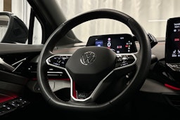 musta Volkswagen ID.4 2023 kuva 21.