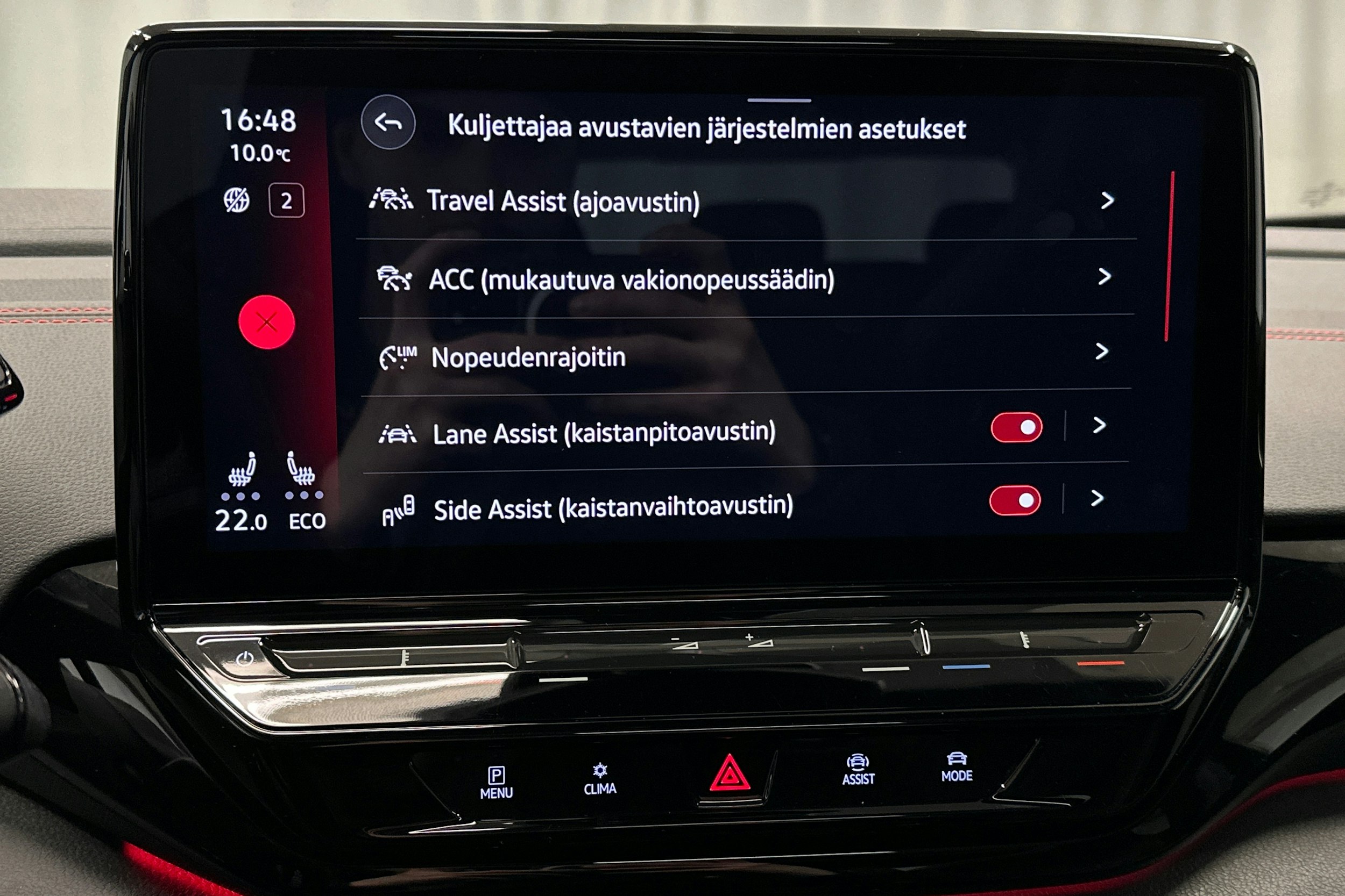 musta Volkswagen ID.4 2023 kuva 29.