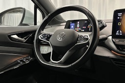 valkoinen Volkswagen ID.4 2023 kuva 14.