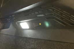 valkoinen Volkswagen ID.4 2023 kuva 16.