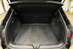 musta Volkswagen ID.4 2023 kuva 15.