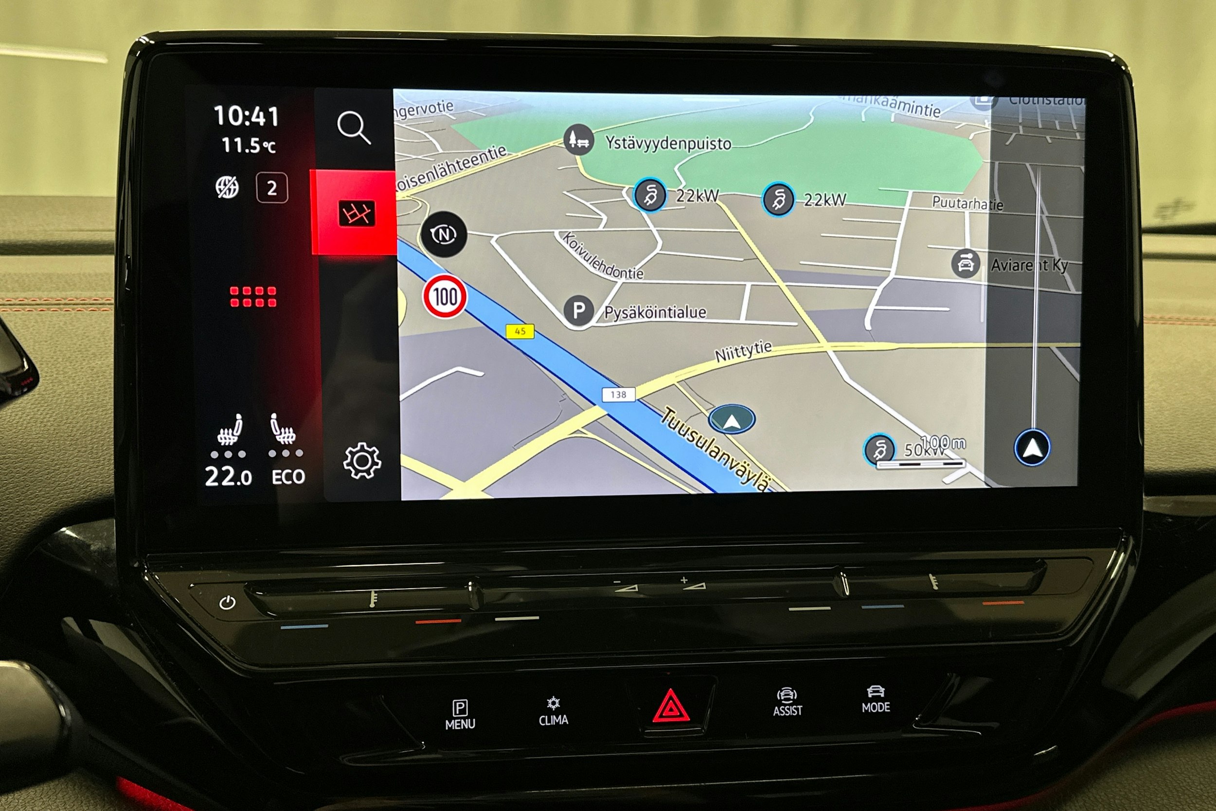 musta Volkswagen ID.4 2023 kuva 24.