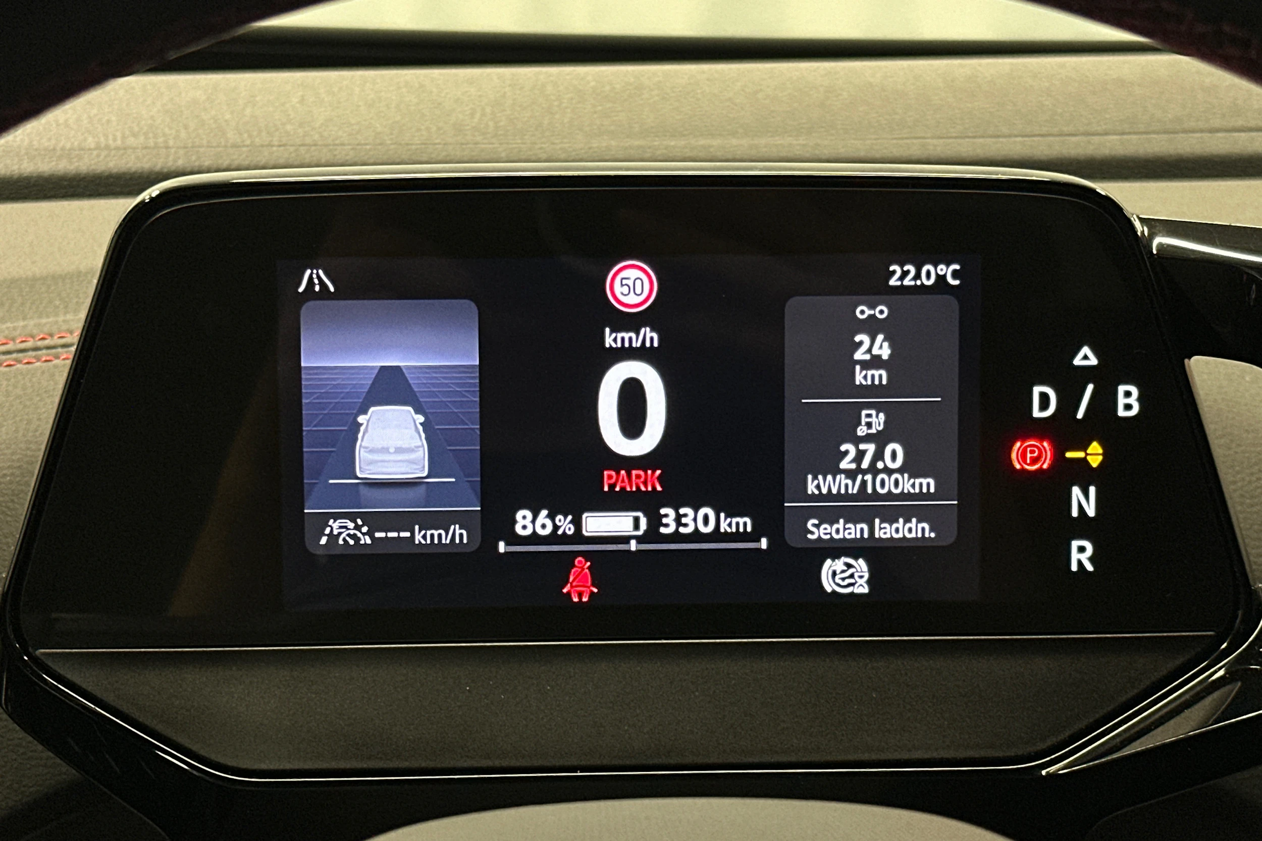 valkoinen Volkswagen ID.4 2023 kuva 13.