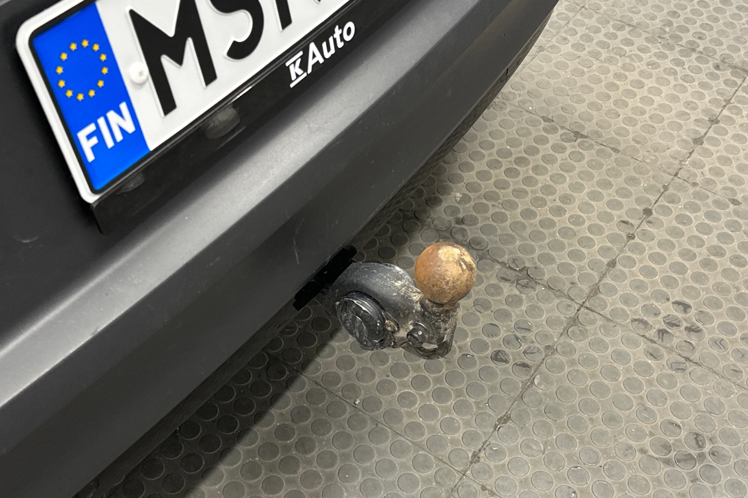 valkoinen Volkswagen ID.4 2023 kuva 41.