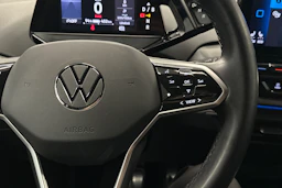 harmaa Volkswagen ID.4 2023 kuva 12.
