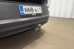 valkoinen Volkswagen ID.4 2023 kuva 25.