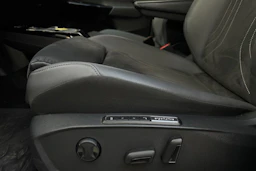 musta Volkswagen ID.4 2023 kuva 14.