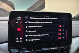 musta Volkswagen ID.4 2023 kuva 26.