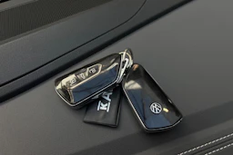 musta Volkswagen ID.4 2023 kuva 30.