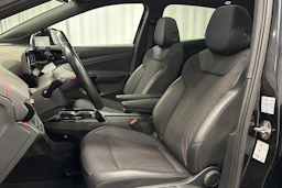 musta Volkswagen ID.4 2023 kuva 14.