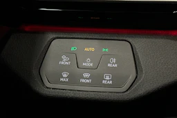 musta Volkswagen ID.4 2023 kuva 19.