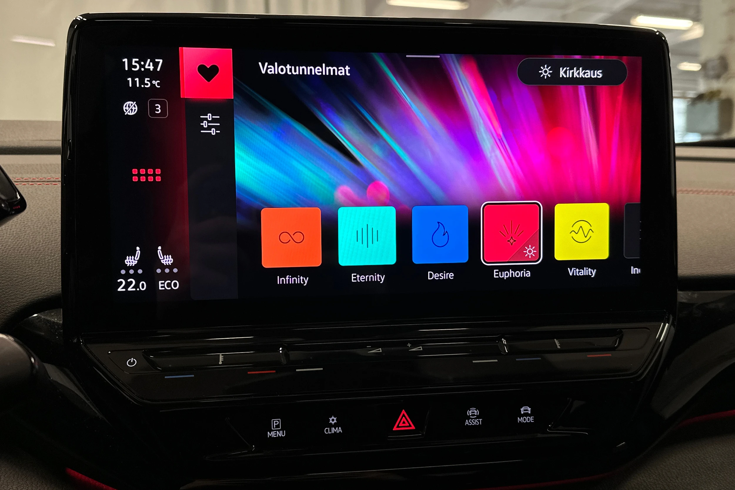 musta Volkswagen ID.4 2023 kuva 22.