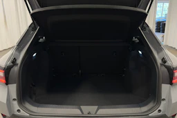 harmaa Volkswagen ID.4 2023 kuva 11.