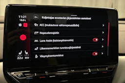 valkoinen Volkswagen ID.4 2023 kuva 28.